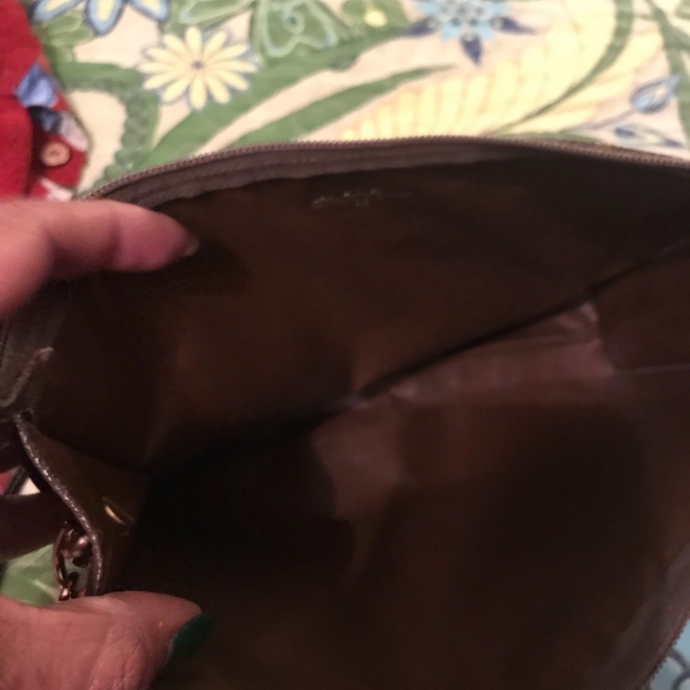 ❤️ SOLD❤️Louis Vuitton Toiletry Bag w/ Strap - Picture 7 of 7